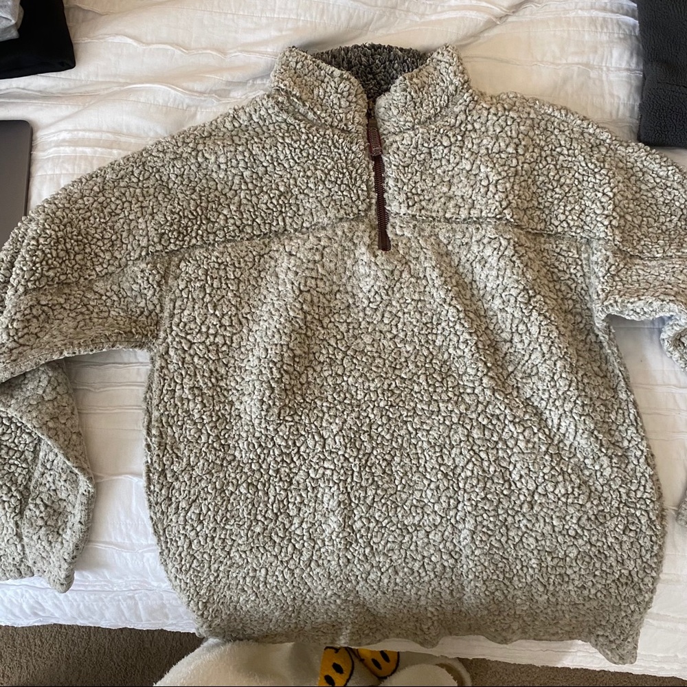 True grit pull over